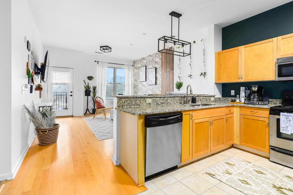 Entire Condo - Urban Safari In The Heart Of Atl Atlanta Ngoại thất bức ảnh