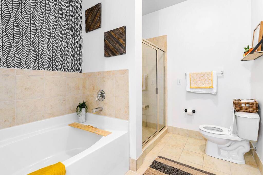 Entire Condo - Urban Safari In The Heart Of Atl Atlanta Ngoại thất bức ảnh